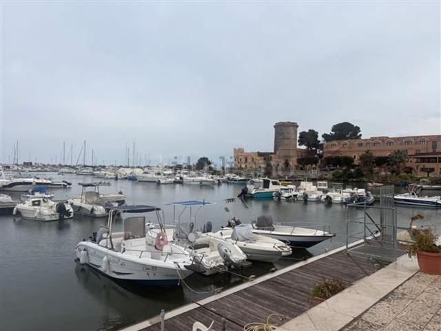 Appartamento in vendita di 93 m² in Via Giuseppe Garibaldi
