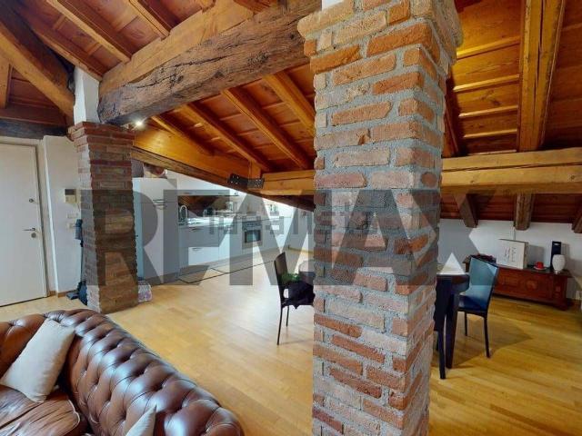 Appartamento in vendita di 93 m² in Via Giuseppe Mazzini, 8