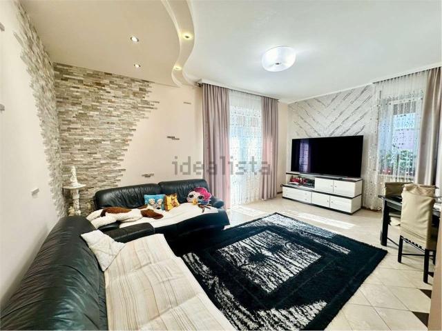 Appartamento in vendita di 93 m² in Via Isonzo