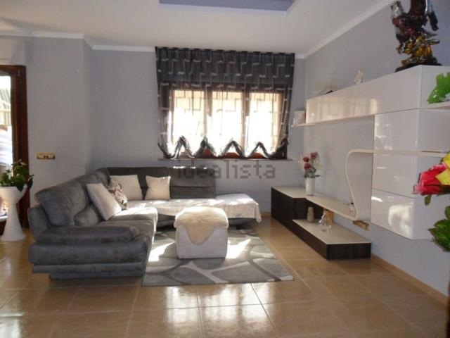 Appartamento in vendita di 93 m² in Via Luigi Ferri