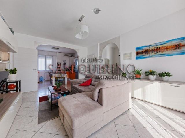 Appartamento in vendita di 93 m² in Via M. Buonarroti, 51
