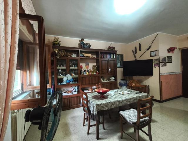 Appartamento in vendita di 93 m² in Via Marcantonio Colonna