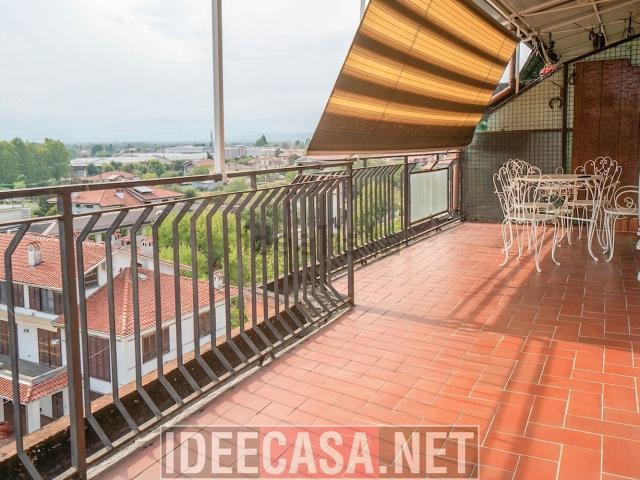 Appartamento in vendita di 93 m² in Via Novara