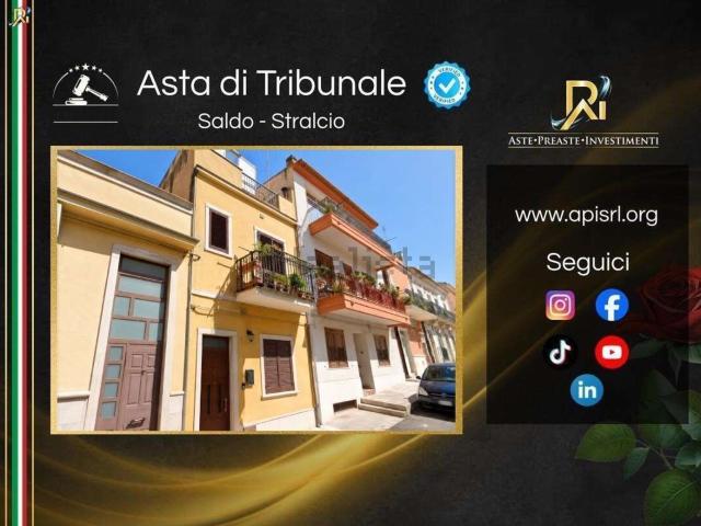 Appartamento in vendita di 93 m² in Via Pace, 58