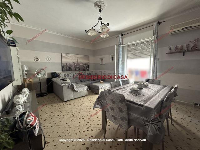 Appartamento in vendita di 93 m² in Via Perpignano, 297