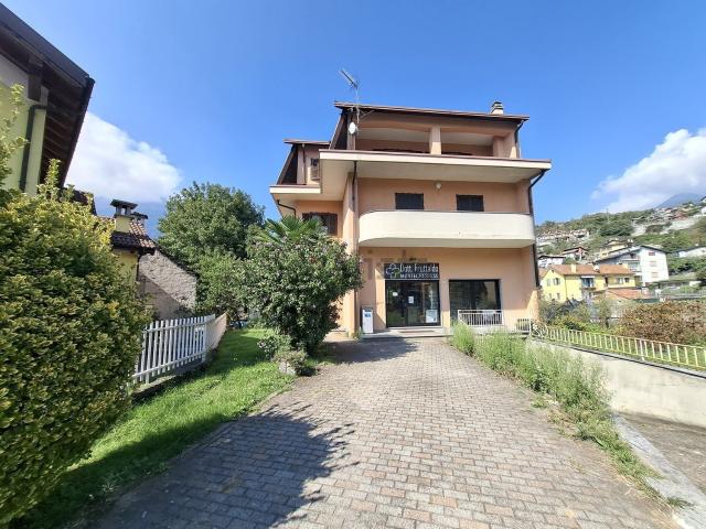 Appartamento in vendita di 93 m² in Via Pontetto, 53