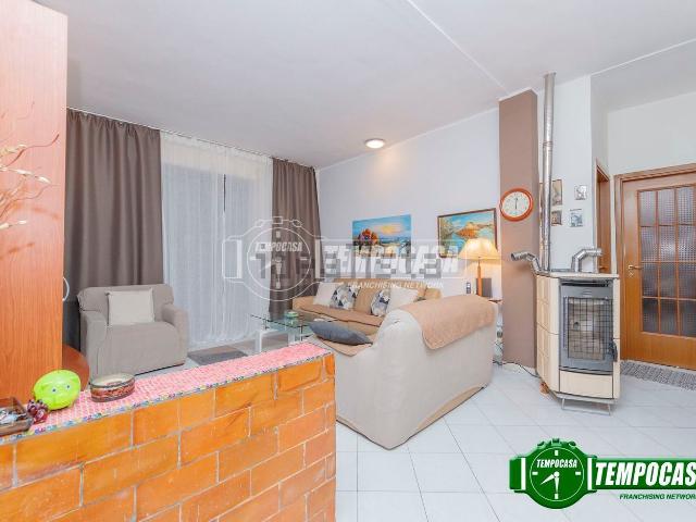 Appartamento in vendita di 93 m² in Via Pozzo, 45