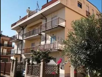 Appartamento in vendita di 93 m² in Via Reggio Calabria