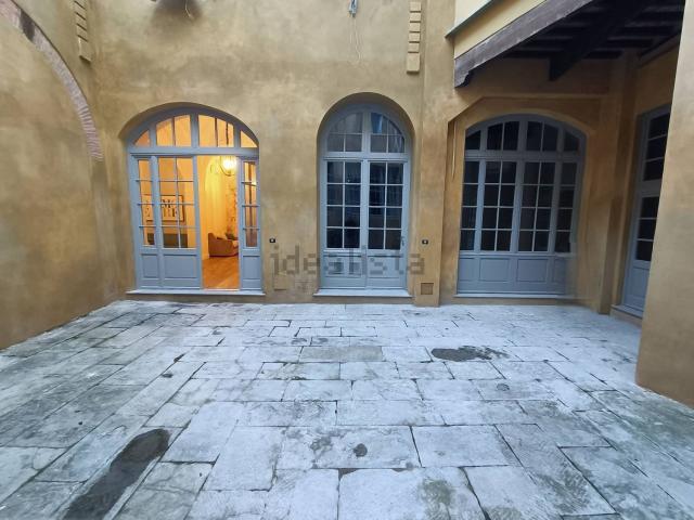 Appartamento in vendita di 93 m² in Via Romana