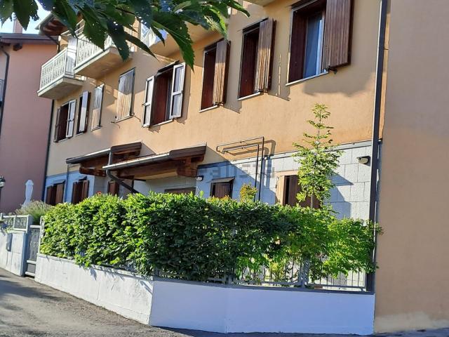 Appartamento in vendita di 93 m² in Via Romana Antica, 25
