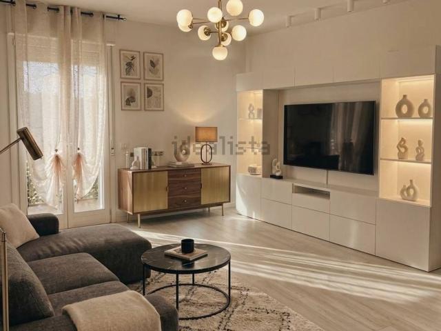 Appartamento in vendita di 93 m² in Via Romeo Salvini