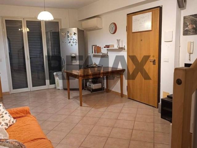 Appartamento in vendita di 93 m² in Via Santa Lucia