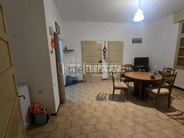 Appartamento in vendita di 93 m² in Via Santa Maria Nuova, 91