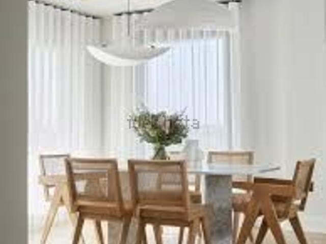 Appartamento in vendita di 93 m² in Via Siena, 5