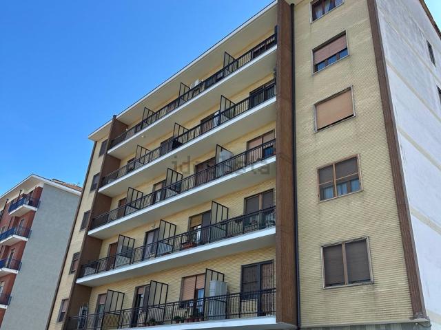 Appartamento in vendita di 93 m² in Via Sondrio, 9