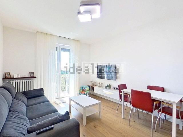 Appartamento in vendita di 93 m² in Viale Brianza