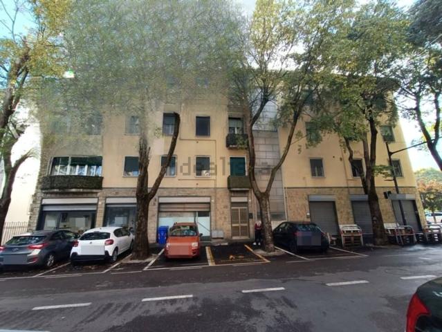 Appartamento in vendita di 93 m² in Viale Vittorio Veneto, 12