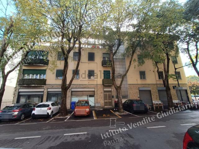 Appartamento in vendita di 93 m² in Viale Vittorio Veneto, 12