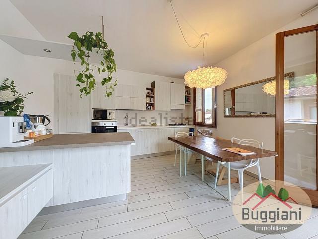 Appartamento in vendita di 93 m²