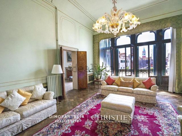 Appartamento in vendita di 900 m²