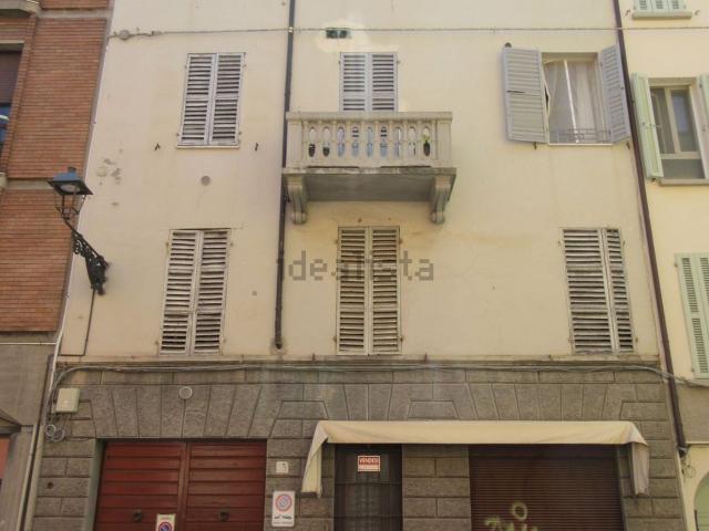 Appartamento in vendita di 90 m² in Borgo Regale, 11