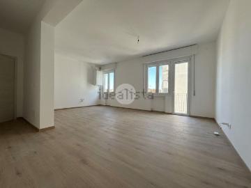 Appartamento in vendita di 90 m² in Circonvallazione Meridionale, 1