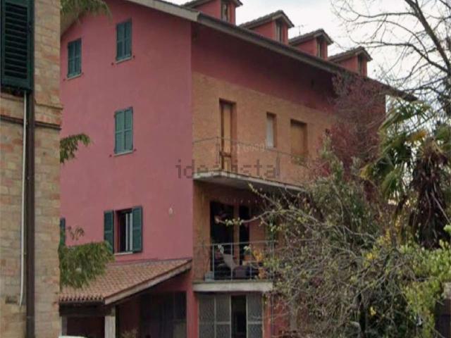 Appartamento in vendita di 90 m² in Contrada Cremone Gabbette, 58