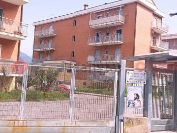 Appartamento in vendita di 90 m² in Corso Francesco Caracciolo, 3