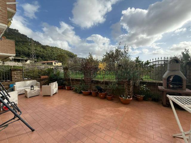 Appartamento in vendita di 90 m² in Corso Pietro Ascolese