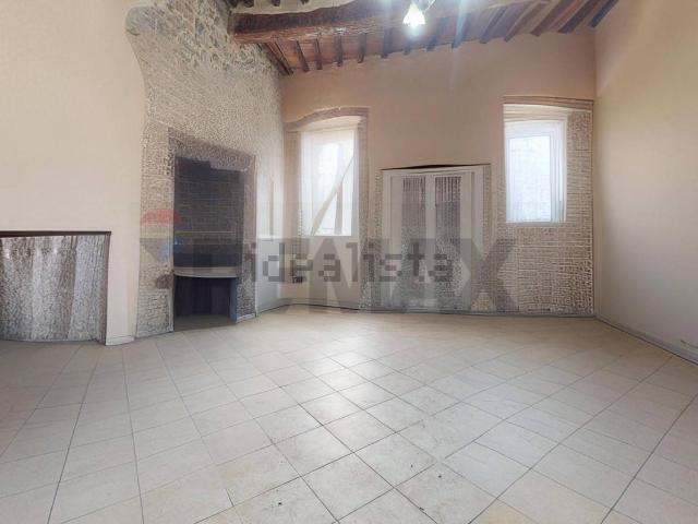 Appartamento in vendita di 90 m² in Corso Vittorio Emanuele, 5