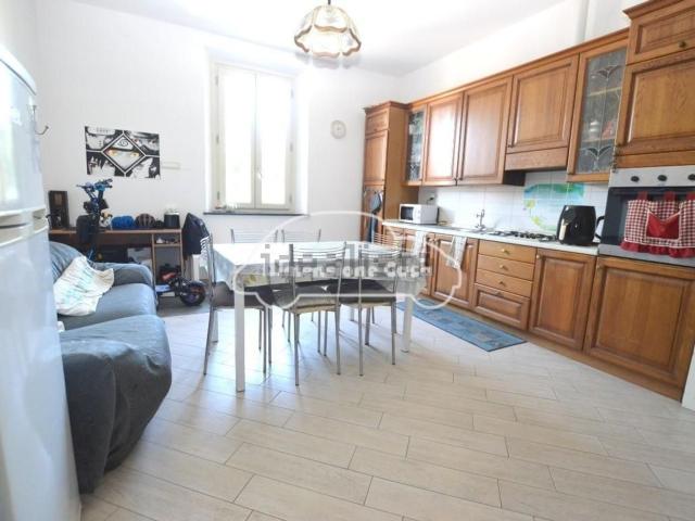 Appartamento in vendita di 90 m² in Piazza Umberto I, 55011