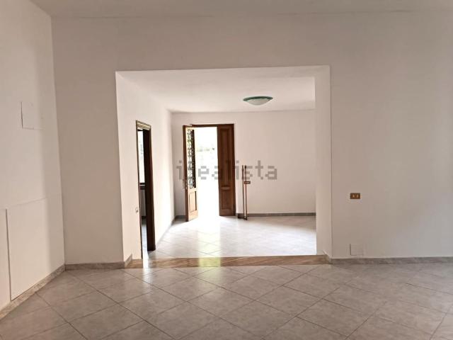 Appartamento in vendita di 90 m² in Piazza Vittorio Emanuele III