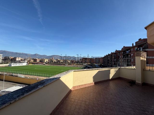Appartamento in vendita di 90 m² in Piazza Catullo, 1