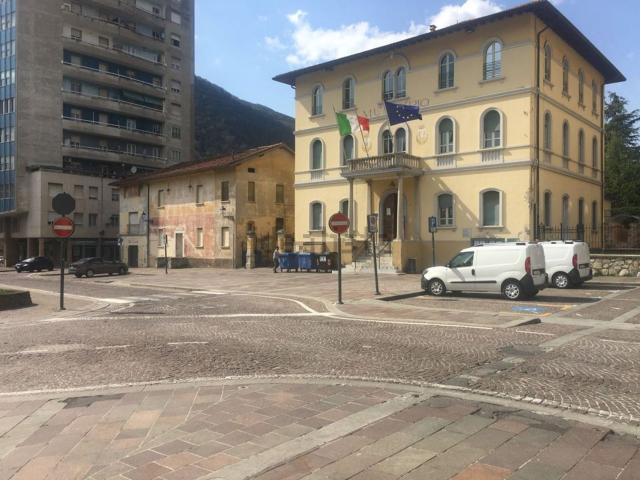 Appartamento in vendita di 90 m² in Piazza Cesare Battisti
