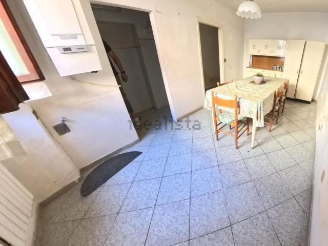 Appartamento in vendita di 90 m² in Piazza G. Amendola, 25