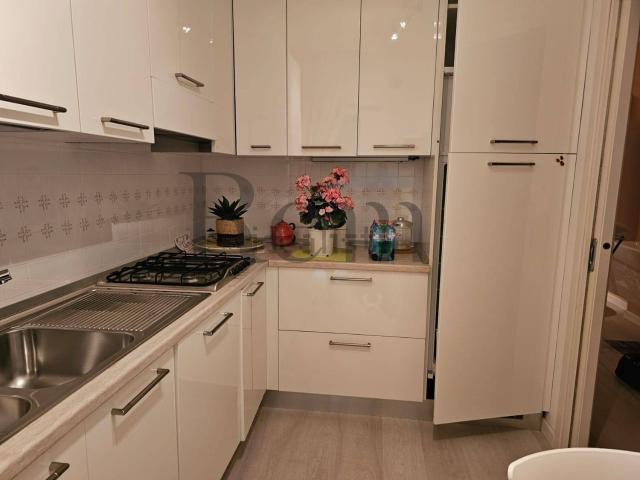 Appartamento in vendita di 90 m² in Piazza Nember, 1
