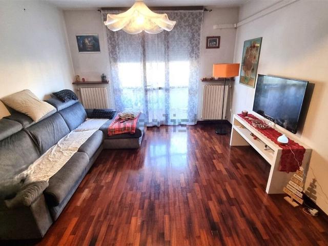 Appartamento in vendita di 90 m² in Strada Val Parma, 228
