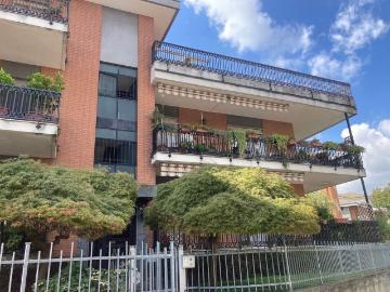 Appartamento in vendita di 90 m² in Strada Baldissero, 12