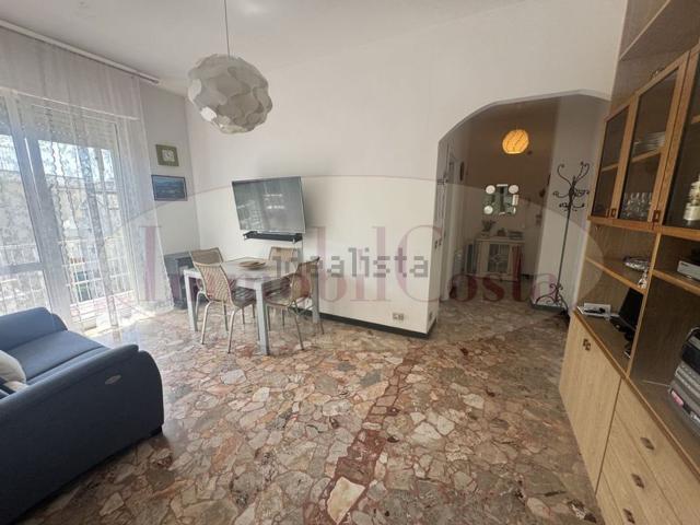 Appartamento in vendita di 90 m² in Strada Statale 1