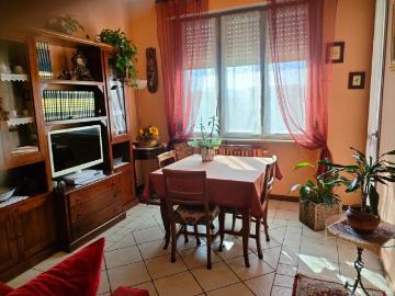 Appartamento in vendita di 90 m² in Strada Statale 461