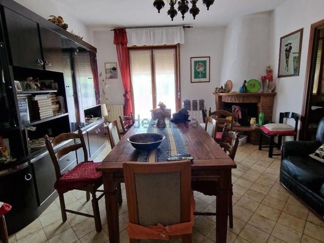 Appartamento in vendita di 90 m² in Strada Statale 63