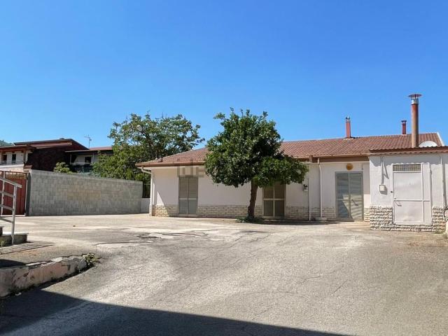 Appartamento in vendita di 90 m² in Strada Statale 7