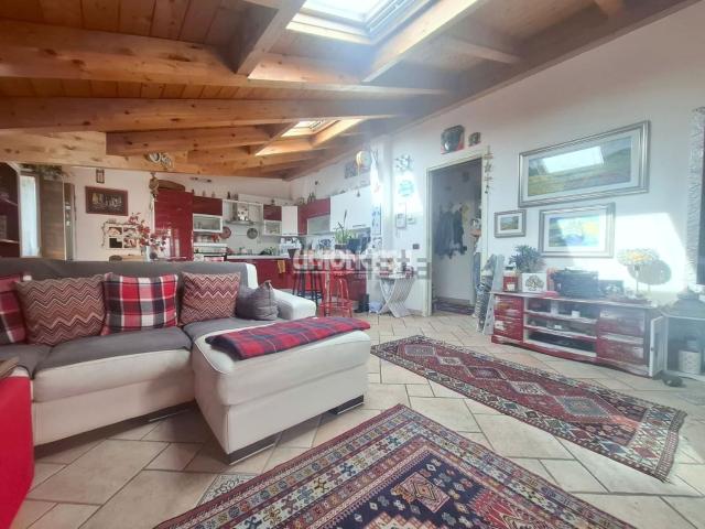 Appartamento in vendita di 90 m² in Via 1° Maggio