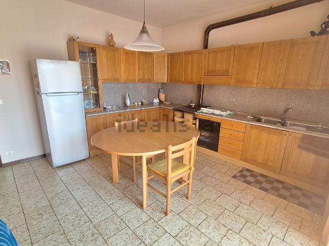 Appartamento in vendita di 90 m² in Via Tezze