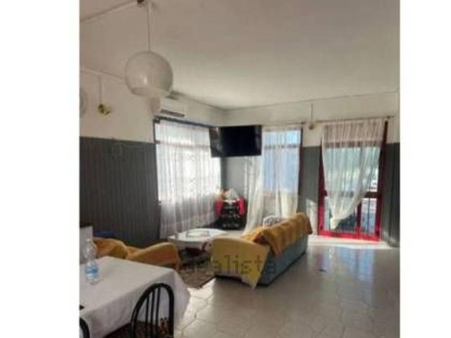 Appartamento in vendita di 90 m² in Via Ticino