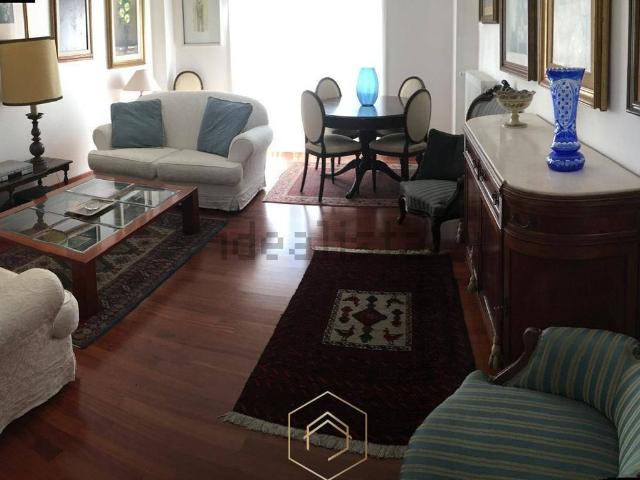 Appartamento in vendita di 90 m² in Via Tito Speri
