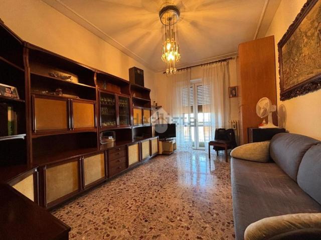 Appartamento in vendita di 90 m² in Via Torino, 40