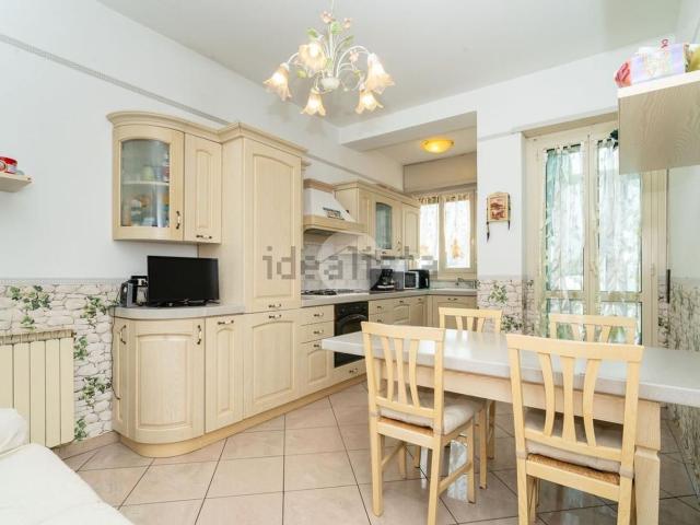 Appartamento in vendita di 90 m² in Via Torino, 59