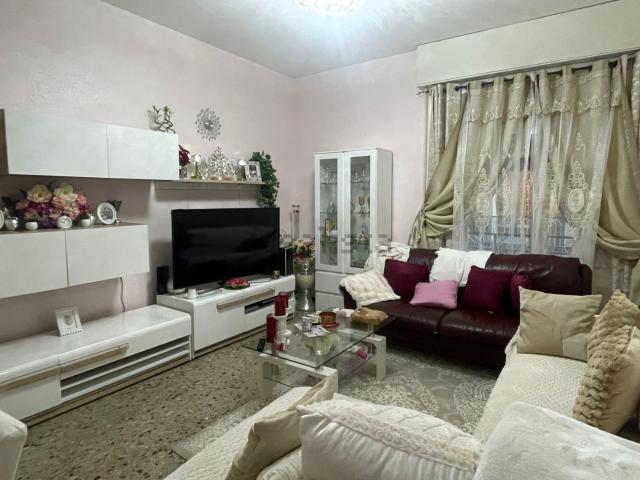 Appartamento in vendita di 90 m² in Via Torino, 8