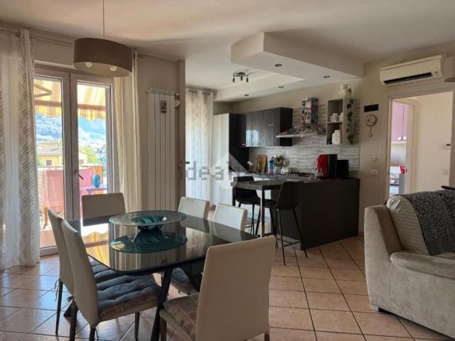 Appartamento in vendita di 90 m² in Via Torretta, 41